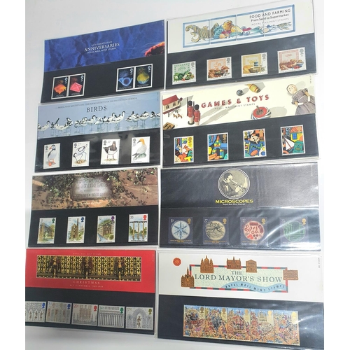 893 - GB 1989 to 1994 stamp sets (53)