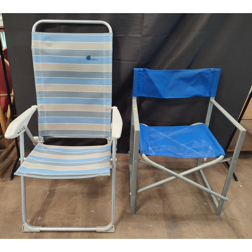 1033 - Two foldable outdoor chairs (2)