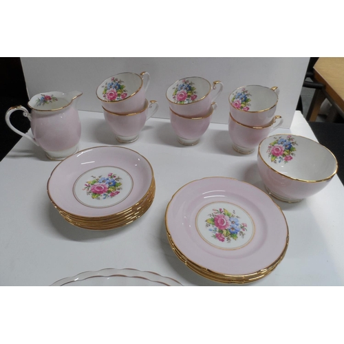 1042 - Royal Grafton, part tea set together with some Tuscan 