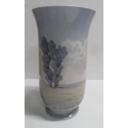 1054 - Bing & Grondahl (Denmark) marked 8789-504, porcelain vase with country decoration,

25 cm tall