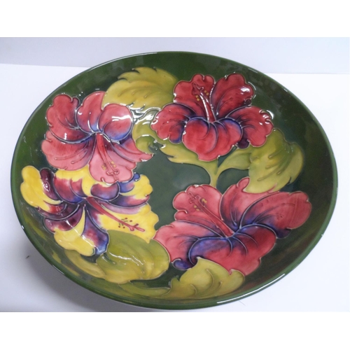 1081 - VINTAGE MOORCROFT POTTERY 'HIBISCUS' PATTERN FRUIT BOWL,

27 cm diameter