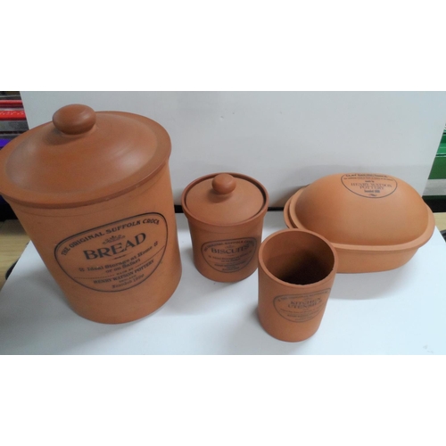 1123 - Box of Henry Watson Potter, clay baking pots and dishes (4)