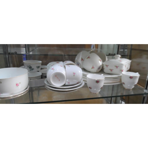 1138 - Large collection of 20thC part tea sets and dinner serving ware (Qty)