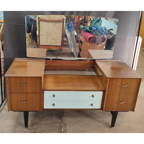 1189 - Retro dressing table and mirror