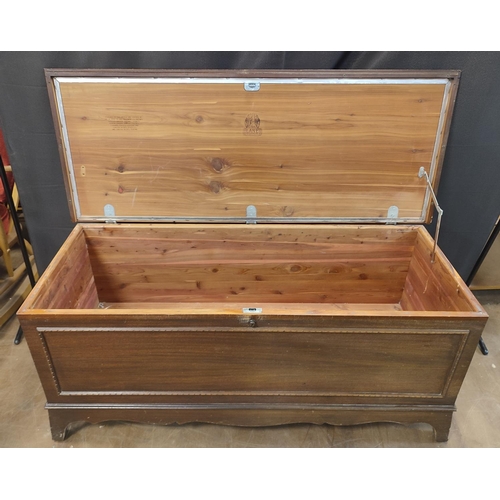 1219 - American push-button bedding box