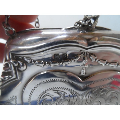 2 - Finely engraved ladies Birmingham 1917 silver evening purse,

95 grams