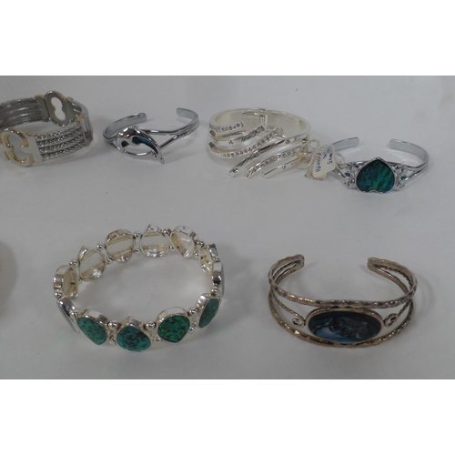 23 - Ten fine quality ladies costume bracelets (10)