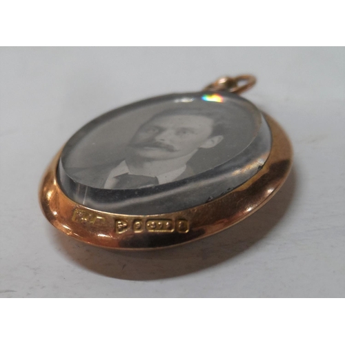 69 - Antique 9ct Rose gold double sided oval picture locket,

7.7 grams gross