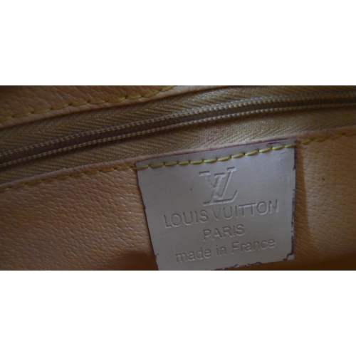 119 - Louis Vuitton ladies purse and associated handbag (2)