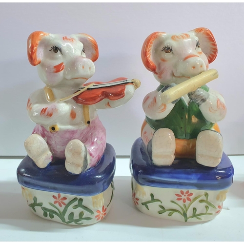 336 - Collection of animal figurines to include Wade, Keele Street Pottery, Disney etc (Qty)