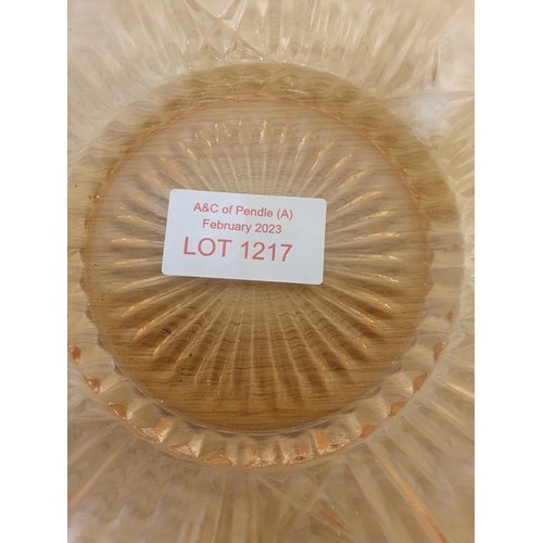 1217 - Fine quality, light orange tinted, early 20thC, Art Deco glass fruit bowl