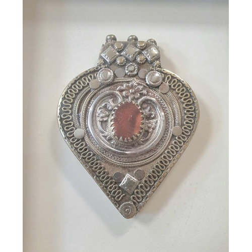 1487 - Eastern white metal heart finial in fine wooden display frame