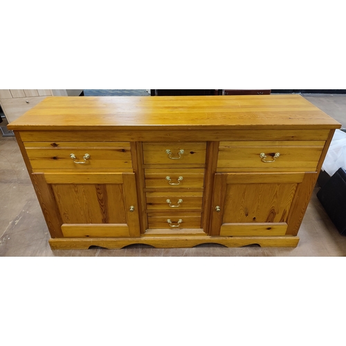 661 - Pine Farmhouse sideboard