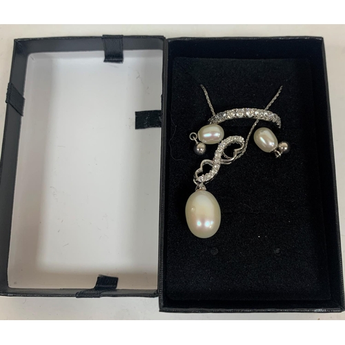 223 - 925 silver CZ and pearl necklace, pendant and earring set