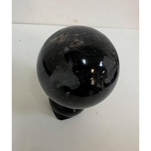 273 - Fine quality Marble sphere on stand