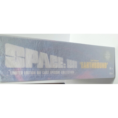 68 - Space 1999 - Deluxe Limited Edition Diecast Set - Earthbound Eagle & Kaldorian Craft - UNOPENED, Box... 