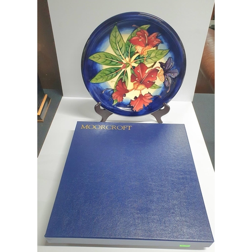 106 - Moorcroft Simeon Charger 787/14” Philip Gibson, circa 2002,

Complete with box

14