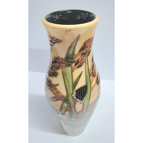 110 - Moorcroft 2001 limited edition (331/500) 