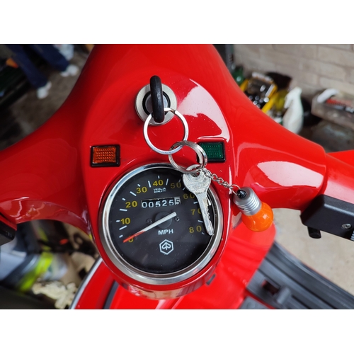 39 - Vespa P200E scooter, 1980's, 200cc, Petrol, 525 miles, 12 months MOT, Fully restored engine and body... 