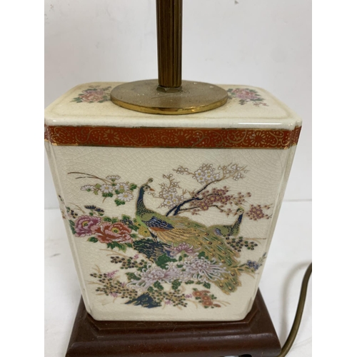 108 - Vintage Chinese table lamp