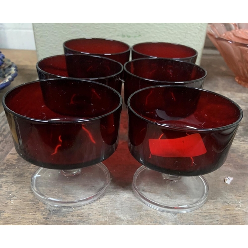 1022 - French retro 1970s cranberry glass dessert dishes (6)