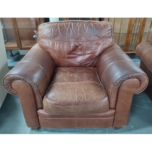 627 - Brown leather sofa and armchair, with feet (2)