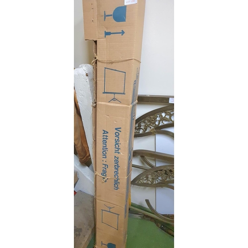 1290 - portable projector screen, still boxed