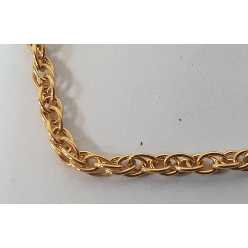 78 - 9ct yellow gold inter-linked bracelet in presentation case,

2.5 grams            18cm long