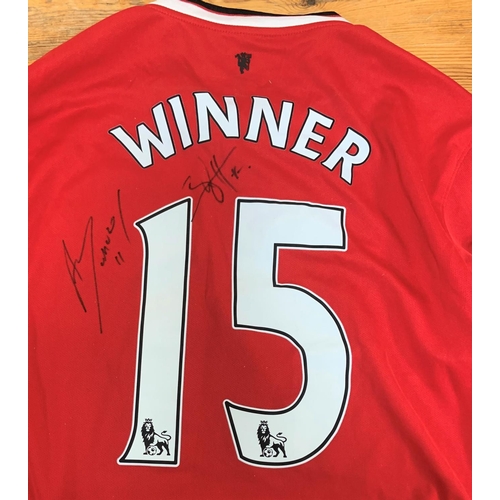 194 - 2 Signed Manchester United Tops, 2014 Tops