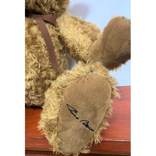 338 - WELLESLEY RUSS BERRIE BEAR RARE LIMITED SIGNATURE ON FOOT,

Approx 48cm