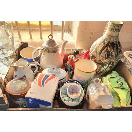 461 - Large quantity of various ceramics and glassware (Qty)