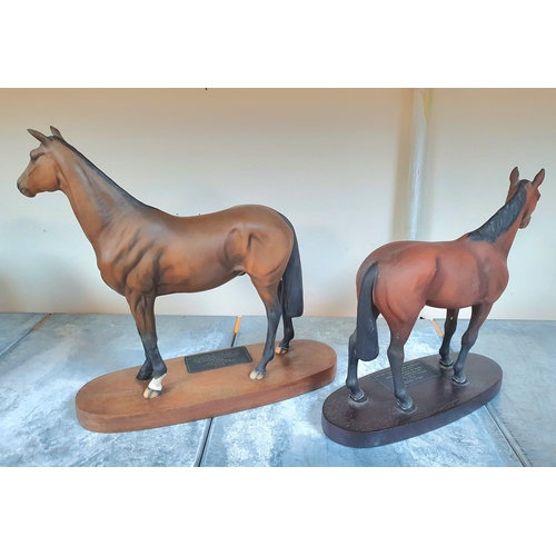 492 - Beswick connoisseur statues of Psalm & Mill Reef, on wood plinths (2),

Both are approx 28cm long