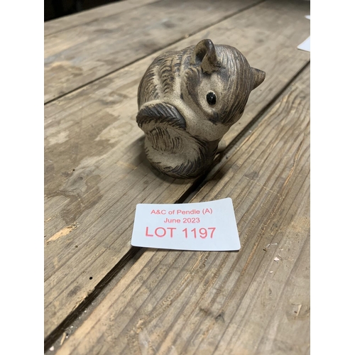 1197 - Poole pottery, field mouse Figurine