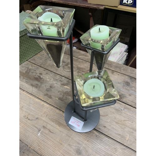 1198 - Metal candleholder