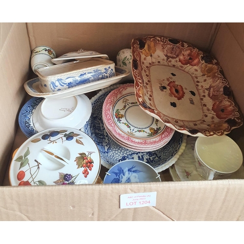 1204 - box of different ceramic plates, bowls, etc