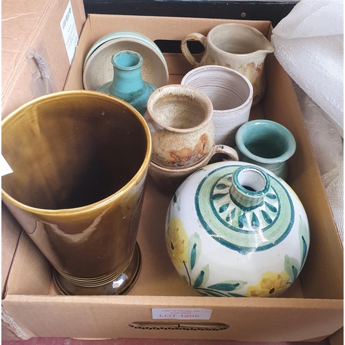 1205 - box of studio pottery