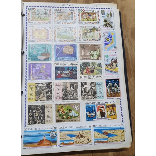 202 - Two world albums including thousands of world stamps, many Denmark, Finland, Greece, United Nations,... 