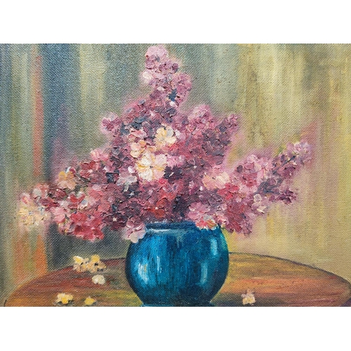 296 - G. Peacock, 1985, oil on board. still-life flowers in a vase

38 x 48 cm