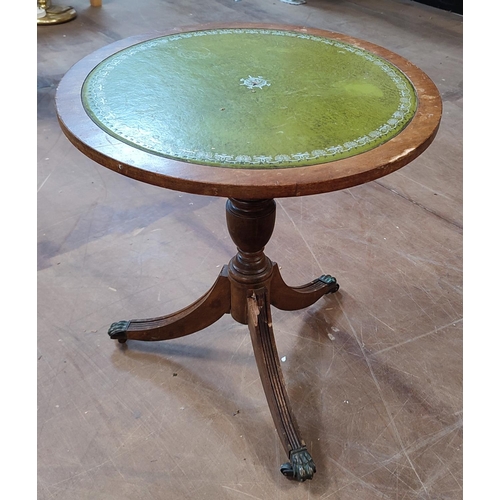 408 - Pedestal wine table with inlaid green leather top, a/f