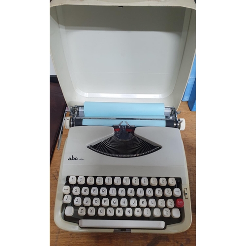 1004 - Vintage ABC 1500 portable typewriter