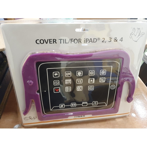 1198 - Two boxes full of Tiger, Ipad covers for the ipad 2,3 and 4s, all new and packaged (Qty)