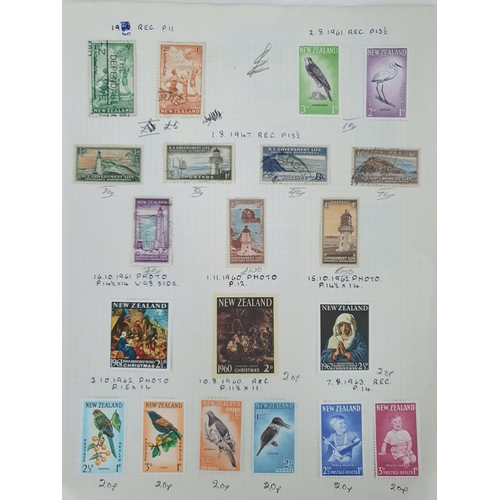 229 - Large quantity of QEII New Zealand sheets with MM and UM sets and mini-sheets etc (Hundreds)