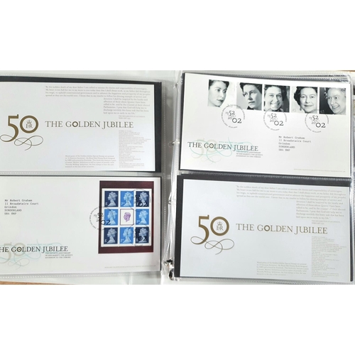 257 - Two albums containing QEII FDC 1989-1992 and 2002-2003 (Qty)