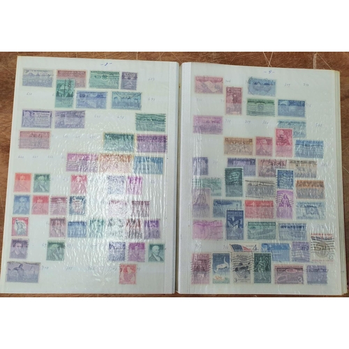 250 - Red album of USA stamps including early examples (Hundreds)