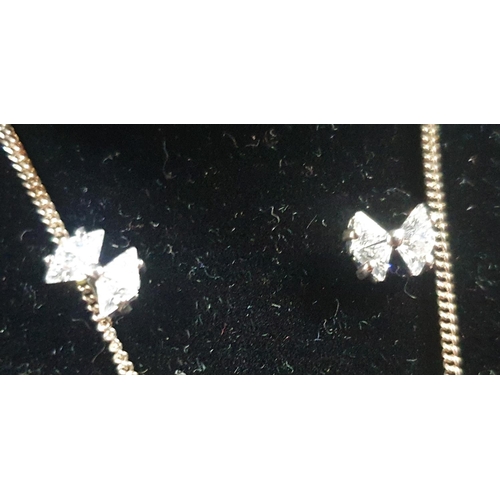 34 - Silver necklace, pendant and earring set