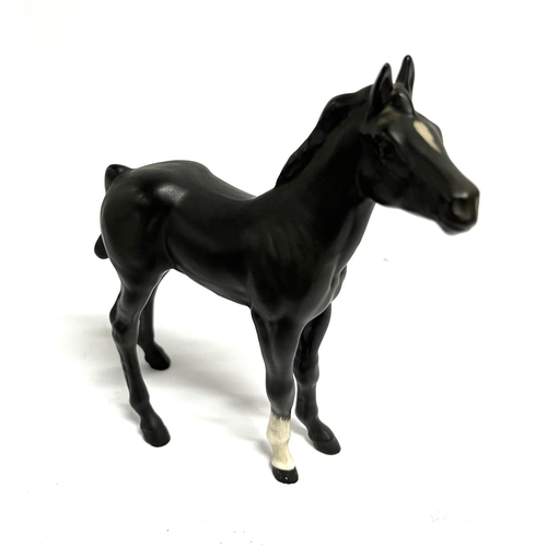 33 - Matt Black Beswick Horse