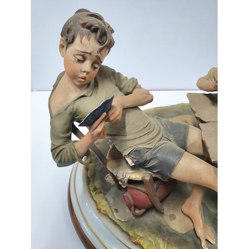 59 - Capodimonte table centre-piece 