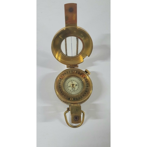 78 - 1940 WW2 TG & Co Mk III Officers Prismatic Military Marching Compass
