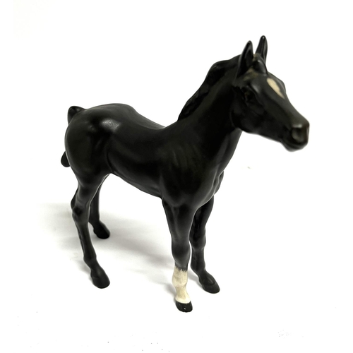 412 - Matt Black Beswick Horse