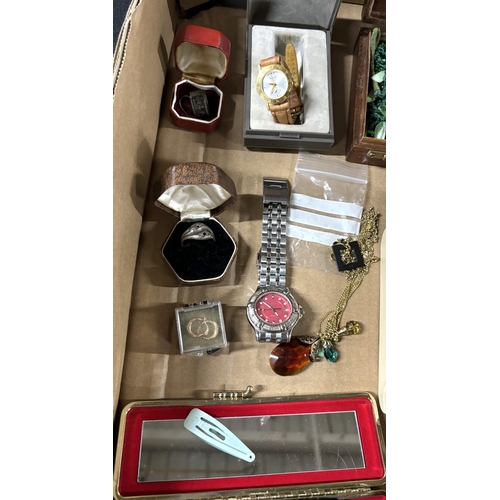 16 - Good collection of costume jewellery with watches and some silver rings